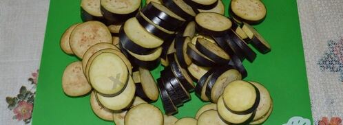 закуска баклажаны острые с чесноком. Шаг 2