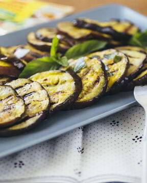 Закуска из баклажанов-гриль