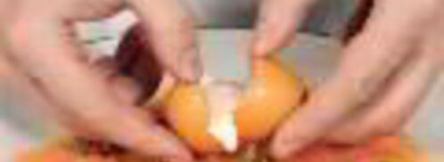 закуска из копченого лосося с яйцом и каперсами. Шаг 3