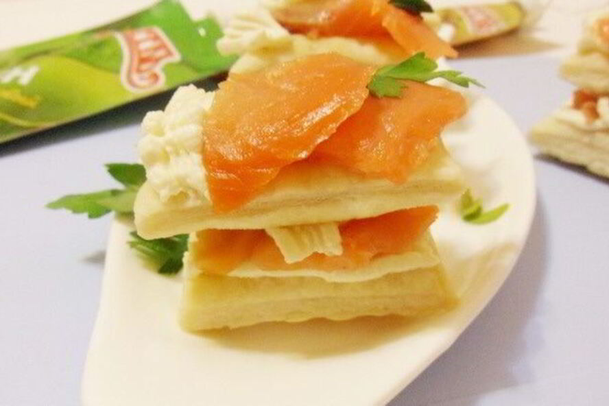 Рецепт закуски из семги и сыра