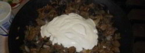 жульен из говядины с грибами. Шаг 2