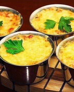 Жульен с курицей и грибами