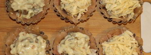 жюльен в корзиночках из куриного филе. Шаг 7